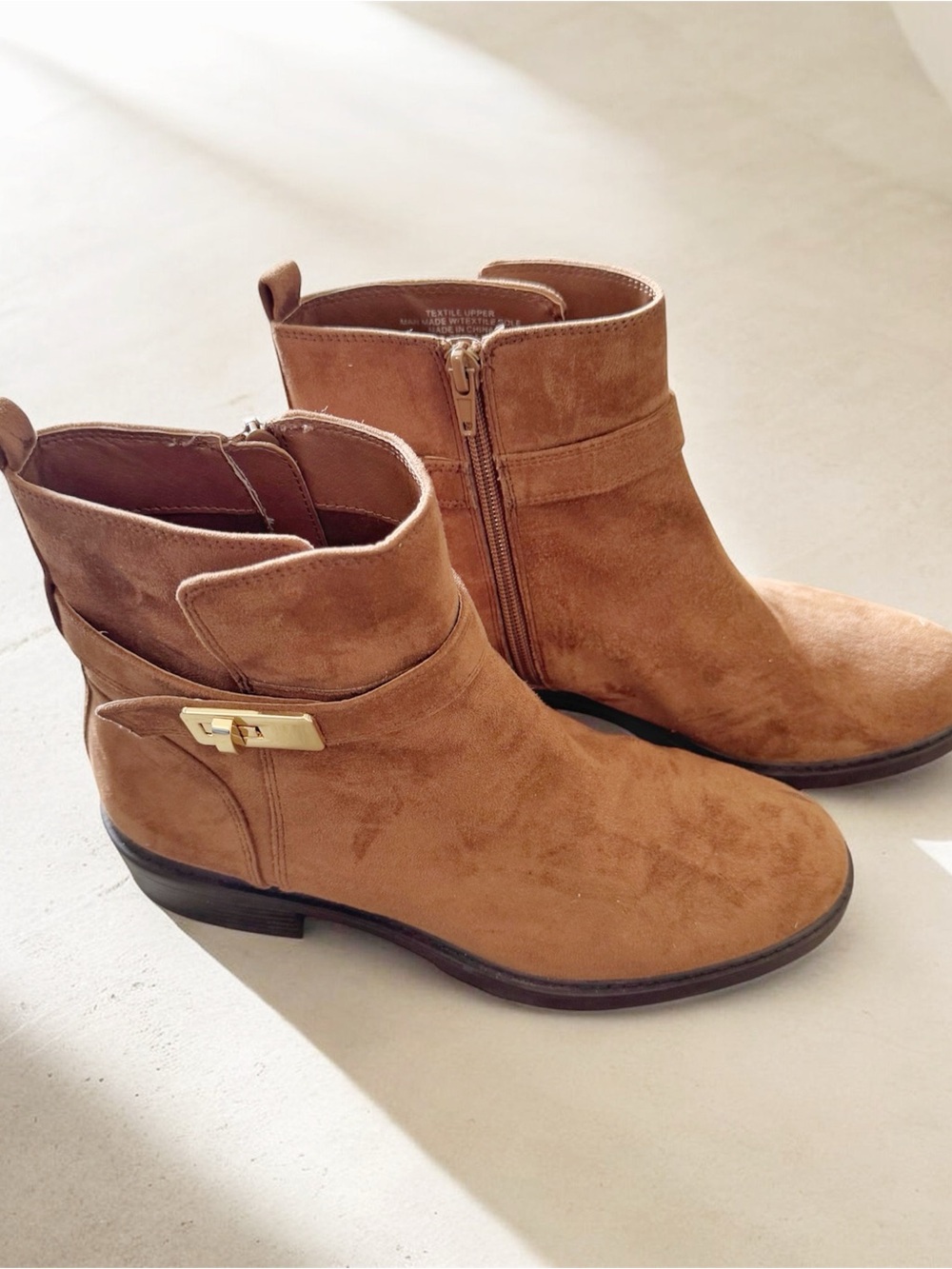 Giani Bernini
Women's Becca Memory Foam Buckled Booties